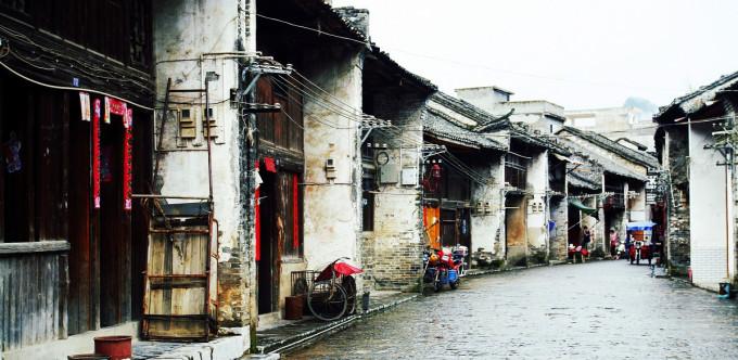 南京栖霞中国水泥厂社区开展车棚提升工程